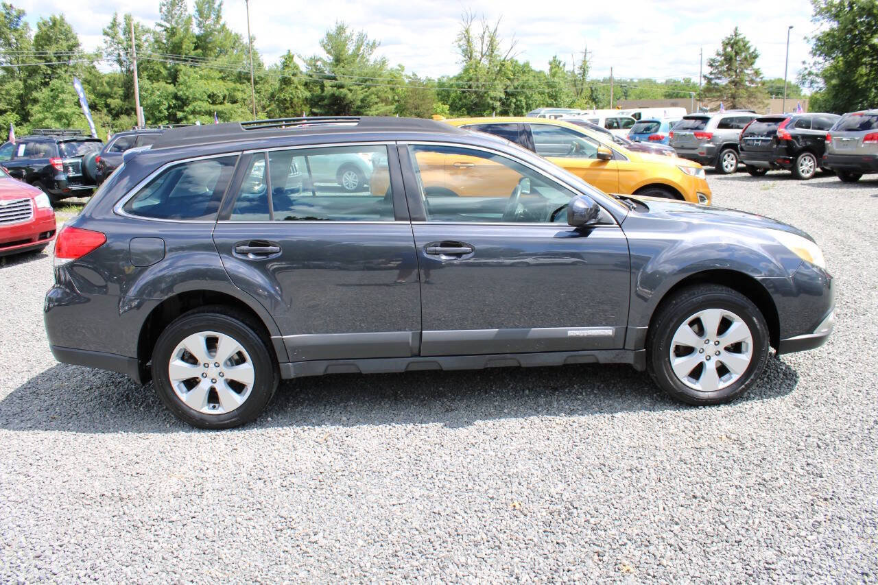 Used 2012 Subaru Outback 2.5i AWD/4WD image 6