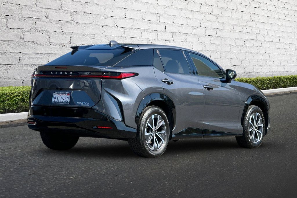 Used 2023 Lexus RZ 450e Premium w/ Technology Package AWD/4WD image 4