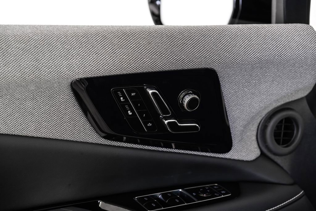 Used 2025 Cadillac Optiq Sport 1 w/ LPO, Floor Liner Package image 40