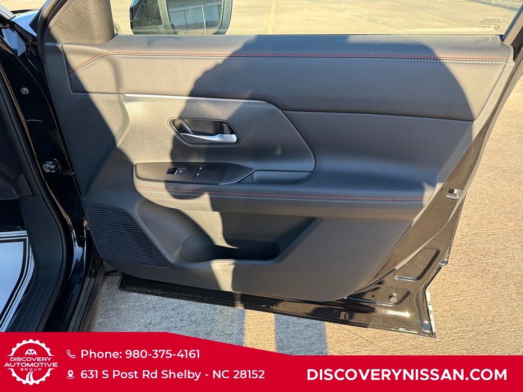 New 2026 Nissan Kicks SR w/ SR Premium Package FWD image 41
