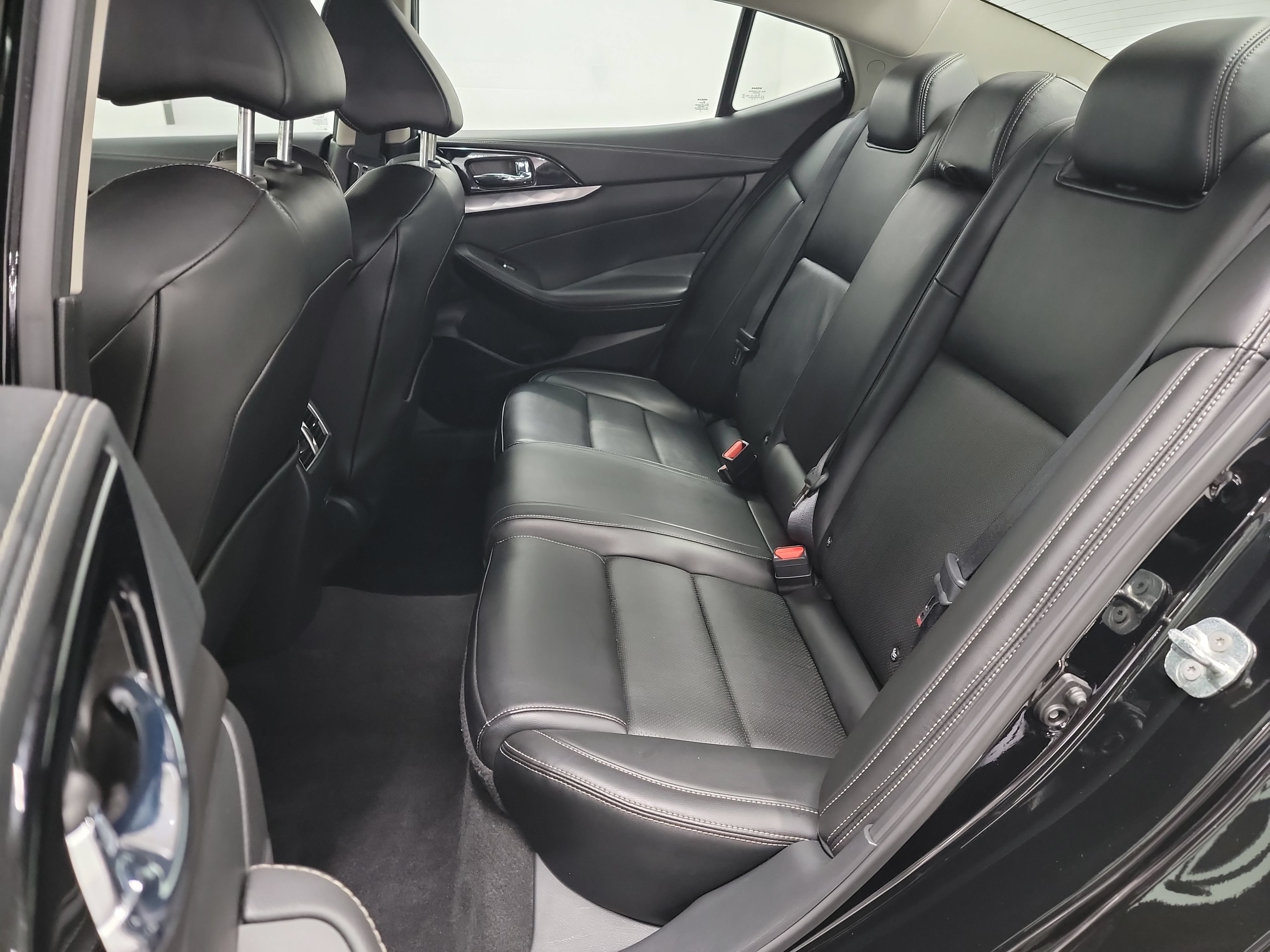 Used 2023 Nissan Maxima SV w/ Floor Mat Group FWD image 27