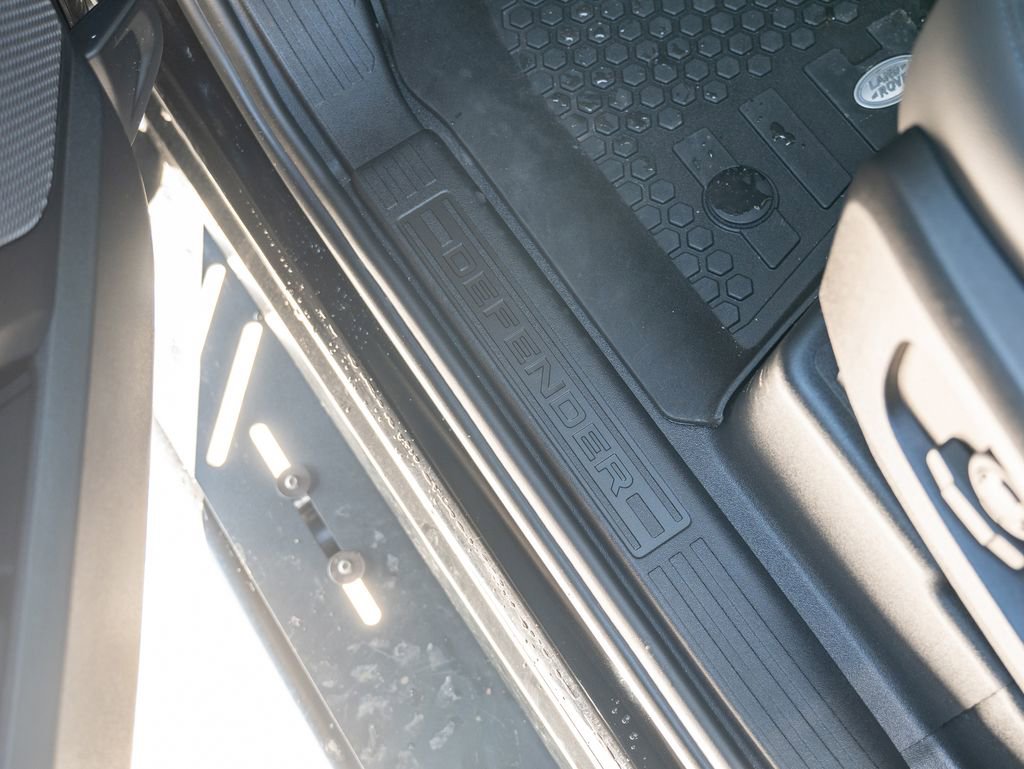 Certified 2024 Land Rover Defender 110 S image 17