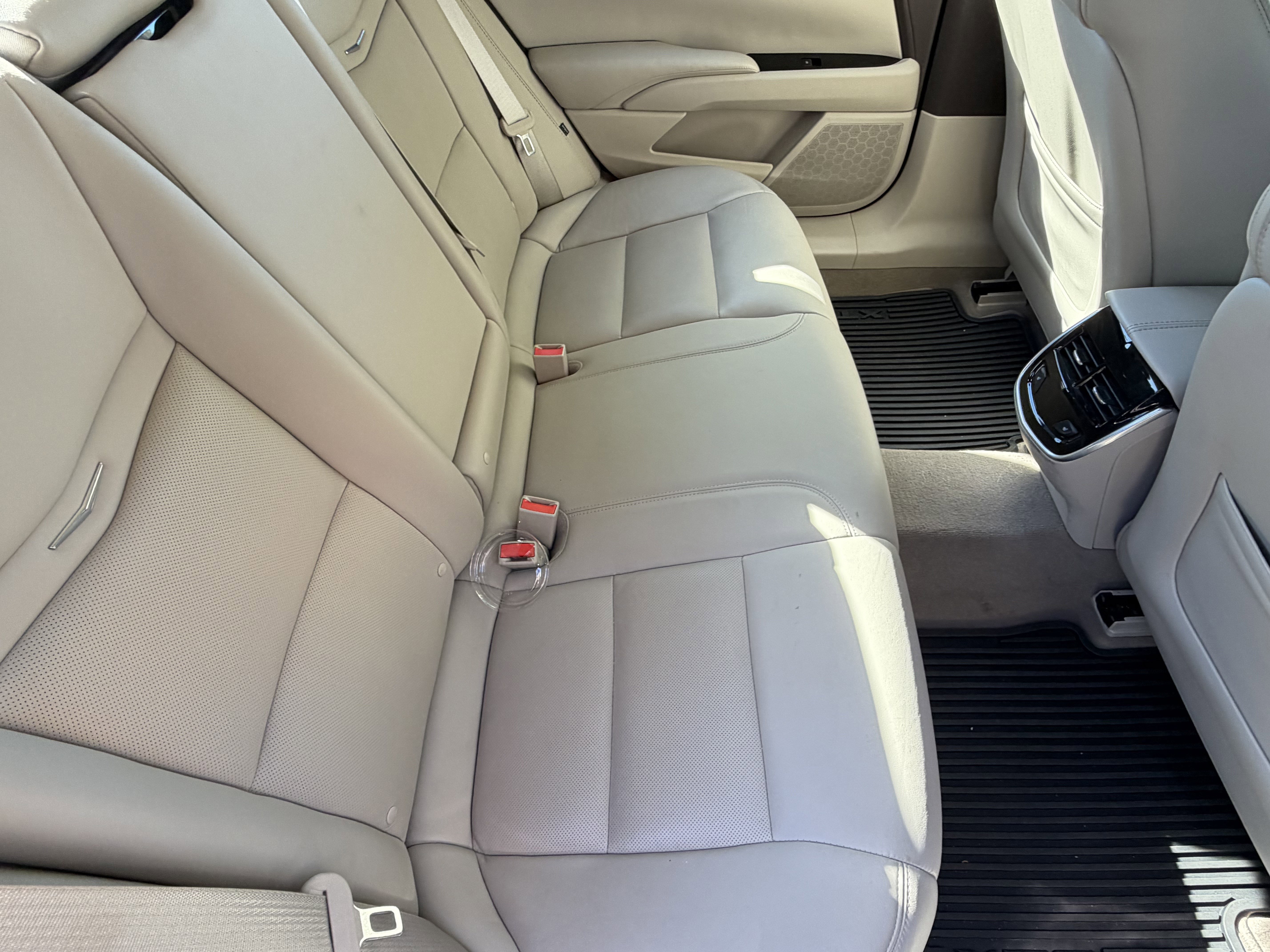 Used 2014 Cadillac XTS Luxury w/ Driver Awareness Package AWD/4WD image 40