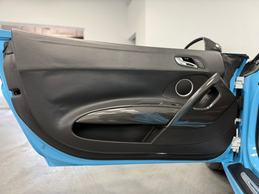 Used 2011 Audi R8 V10 image 48