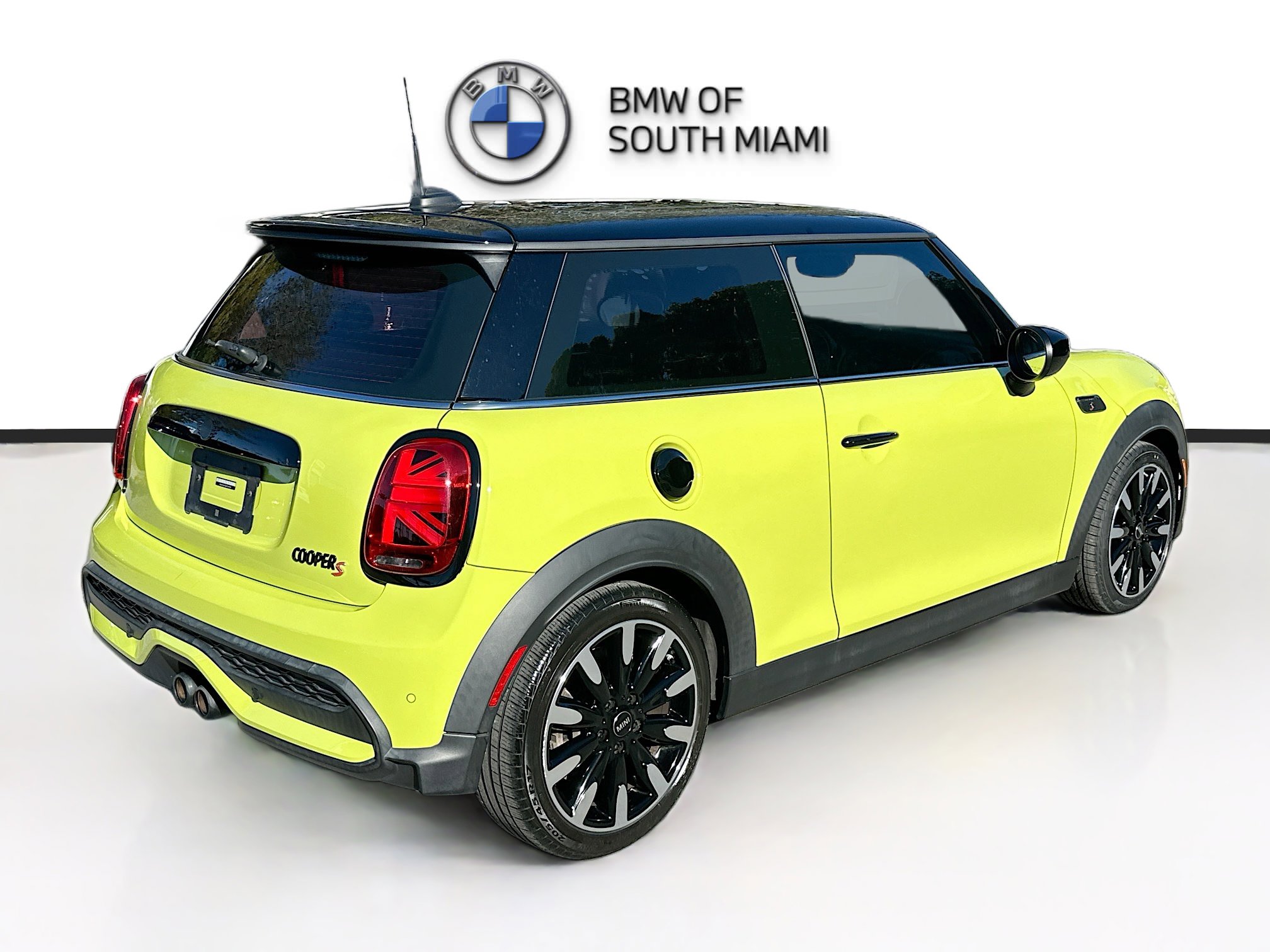 Certified 2023 MINI Cooper S image 7