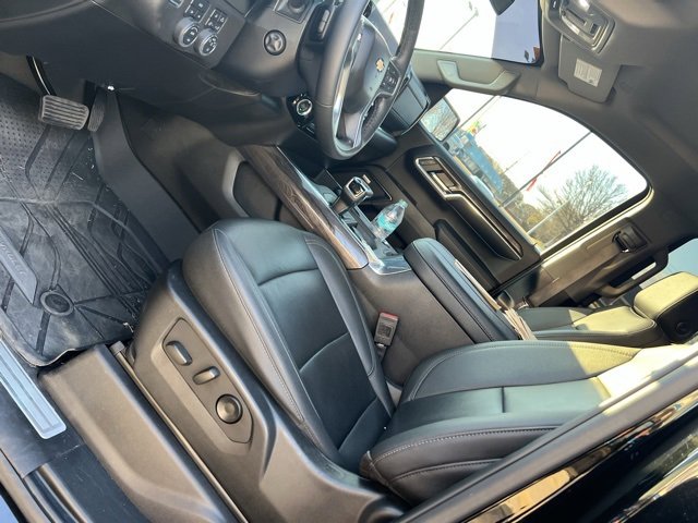 Used 2024 Chevrolet Silverado 1500 LTZ w/ LTZ Convenience Package II image 13