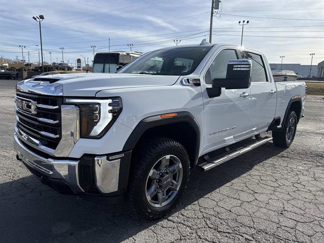 Used 2025 GMC Sierra 2500 SLT image 3