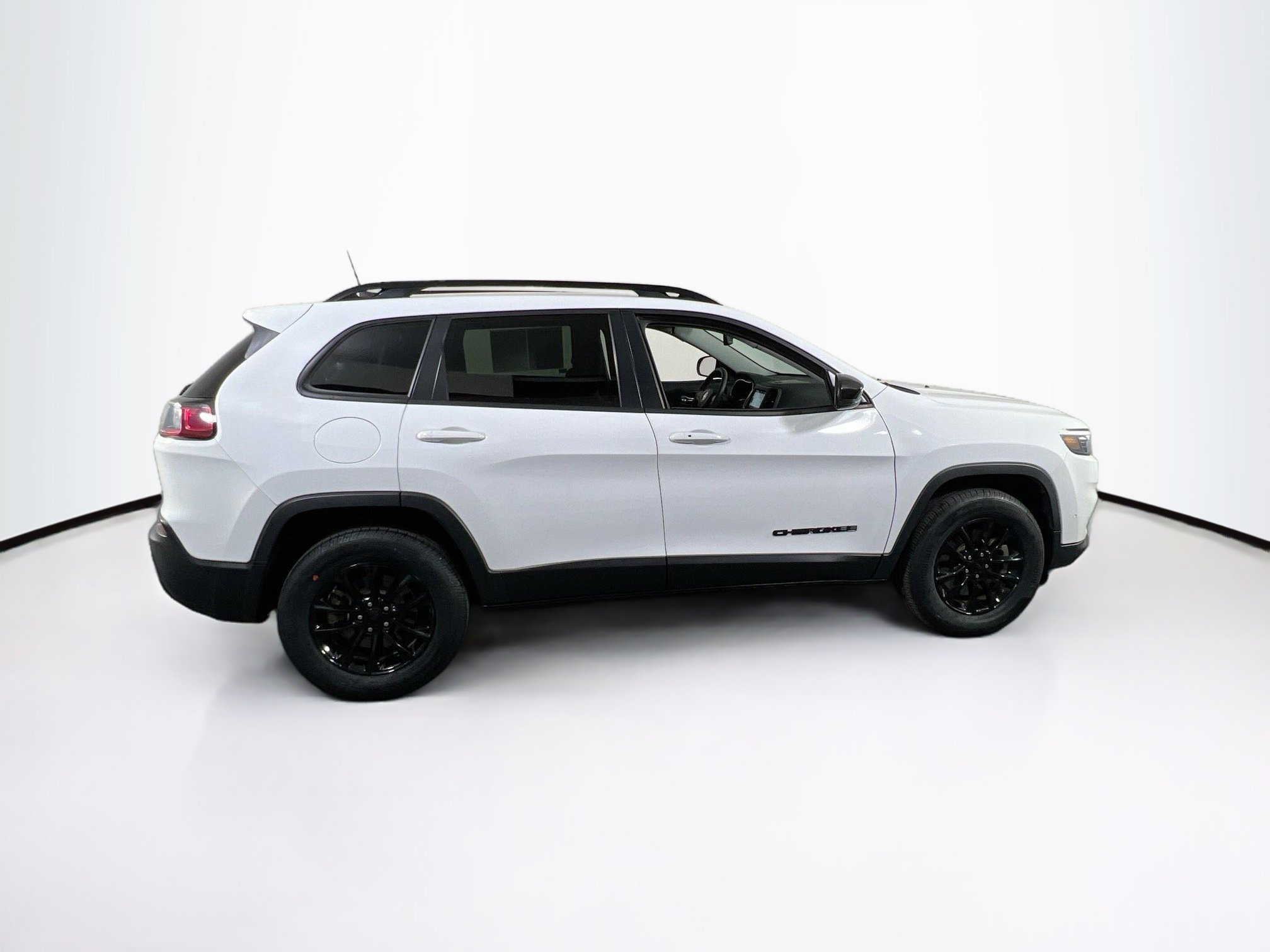 Used 2023 Jeep Cherokee Altitude Lux image 4