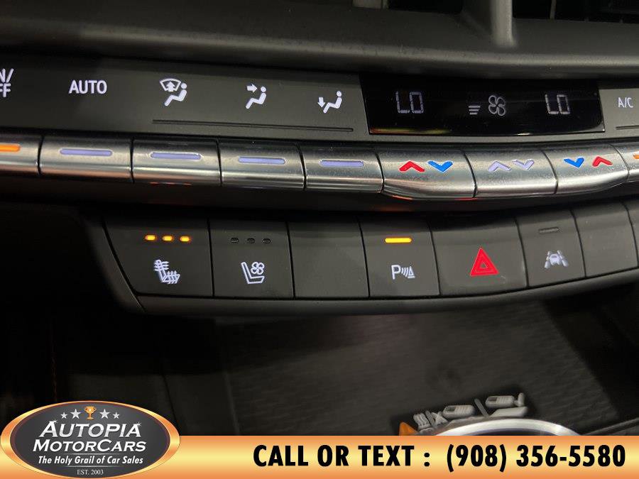 Used 2022 Cadillac CT4 V RWD image 38