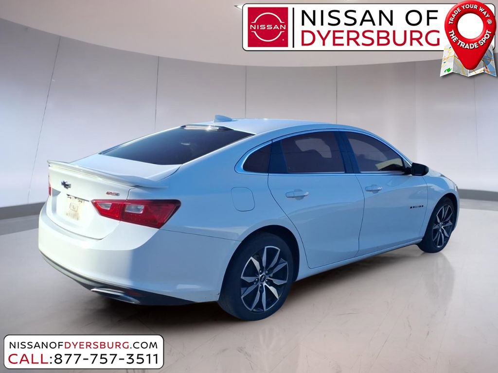 Used 2023 Chevrolet Malibu RS image 3