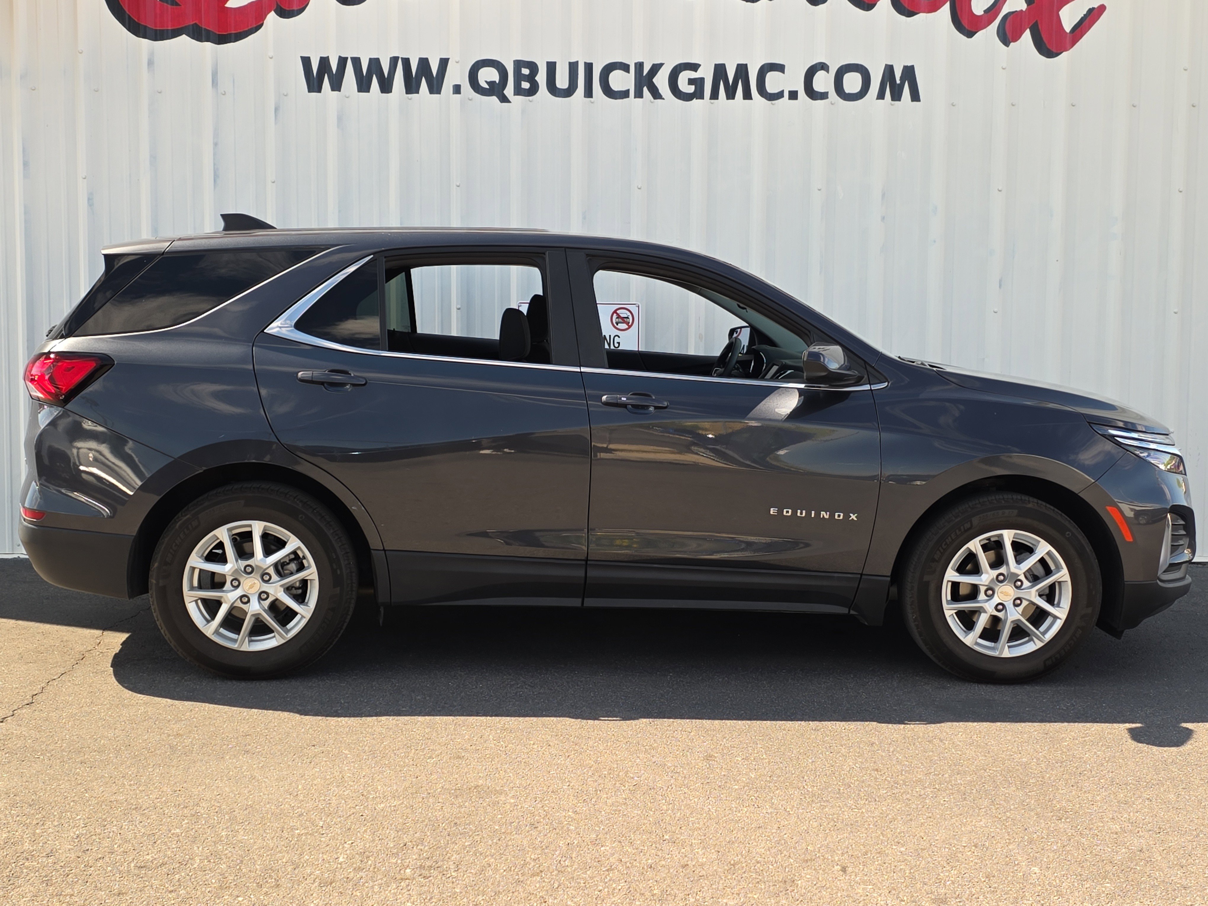 Used 2023 Chevrolet Equinox LT image 5