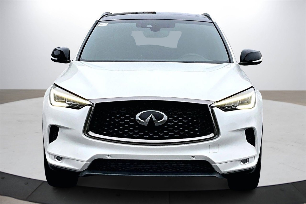 Used 2020 INFINITI QX50 Essential w/ Edition 30 Package image 3