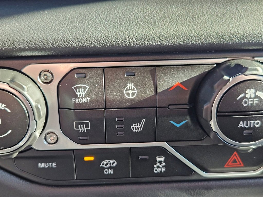 Used 2024 Jeep Wrangler Unlimited Rubicon 392 image 24