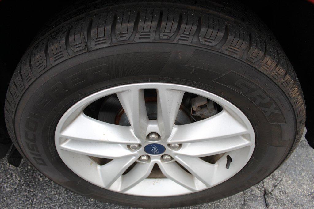 Used 2018 Ford Edge SEL w/ Equipment Group 201A image 16