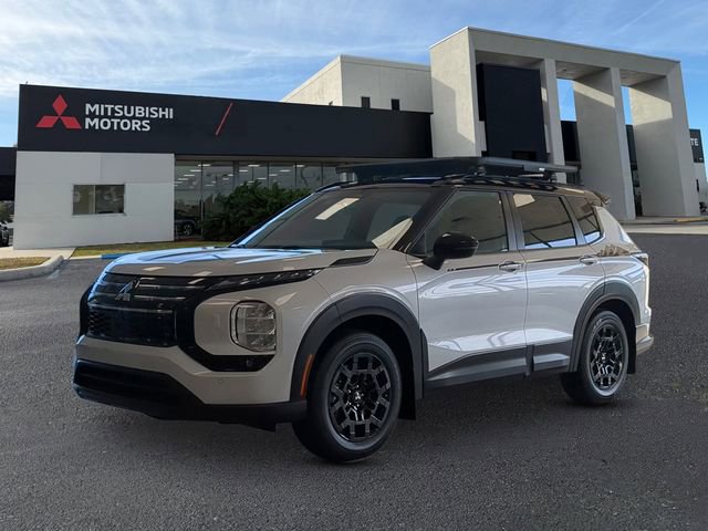 New 2025 Mitsubishi Outlander Trail Edition