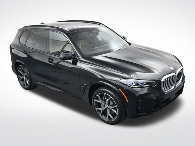New 2026 BMW X5 xDrive50e w/ M Sport Package AWD/4WD image 18