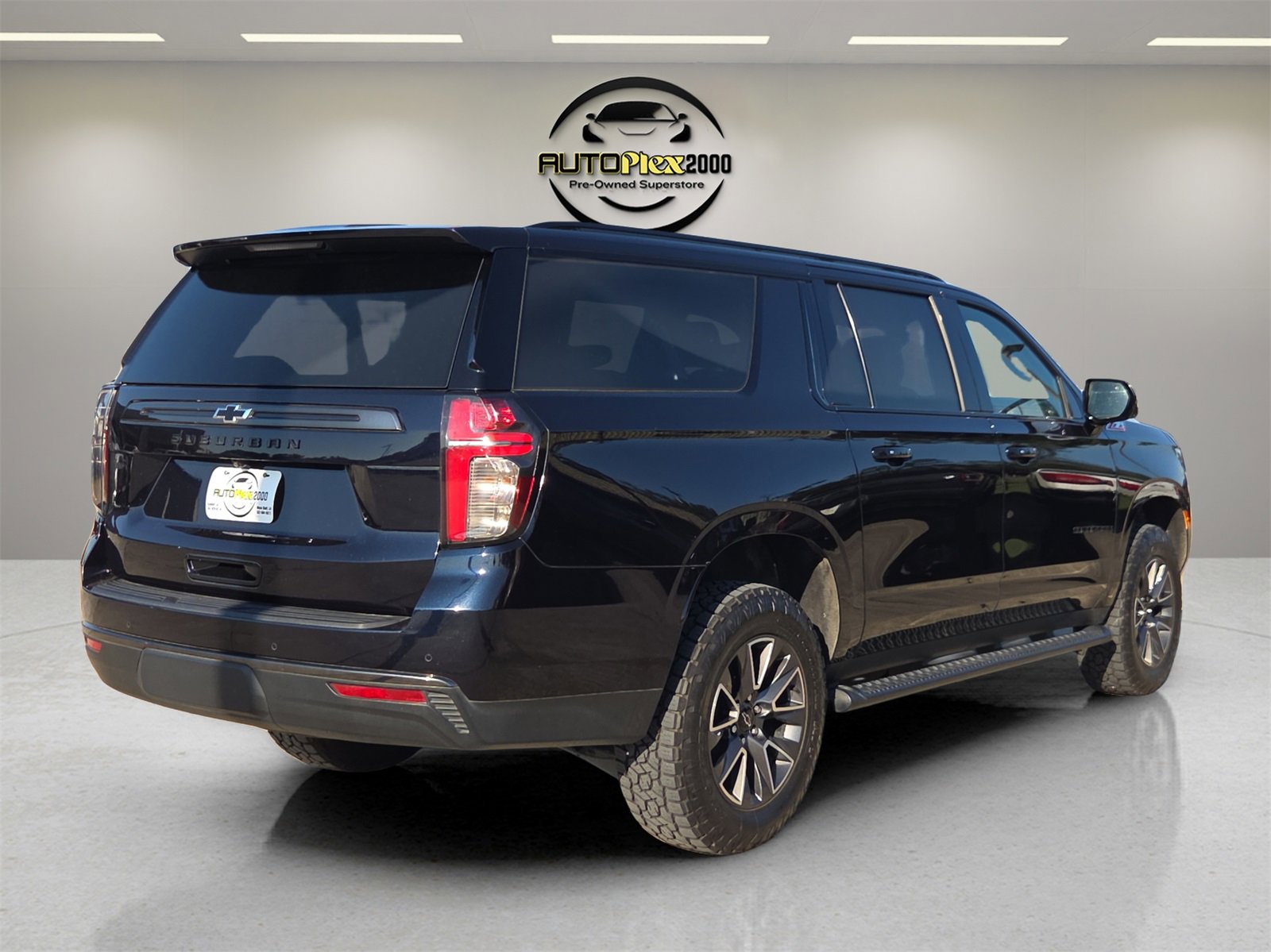 Used 2022 Chevrolet Suburban Z71 w/ Z71 Off-Road Package image 7