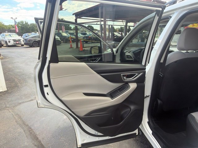 Used 2024 Subaru Forester Premium AWD/4WD image 21