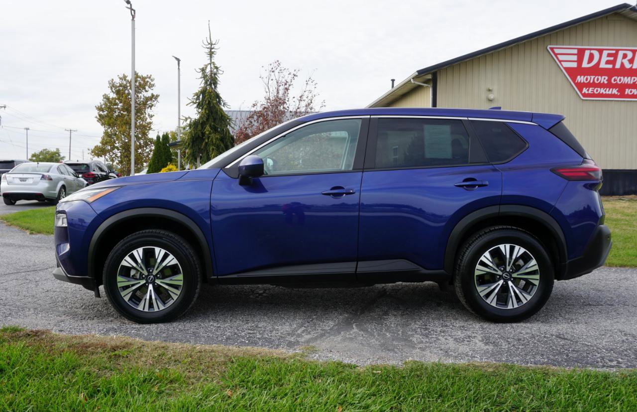 Used 2023 Nissan Rogue SV image 26