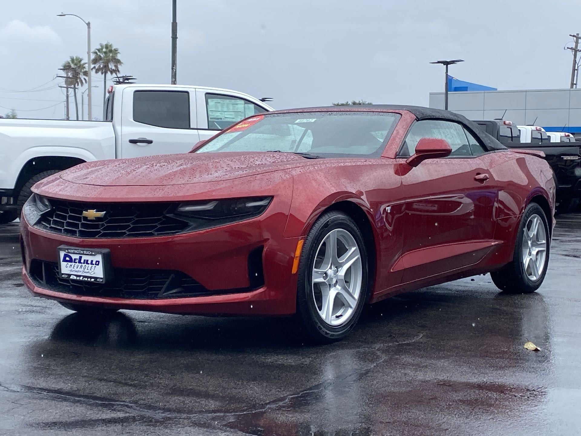 Used 2023 Chevrolet Camaro LT image 2