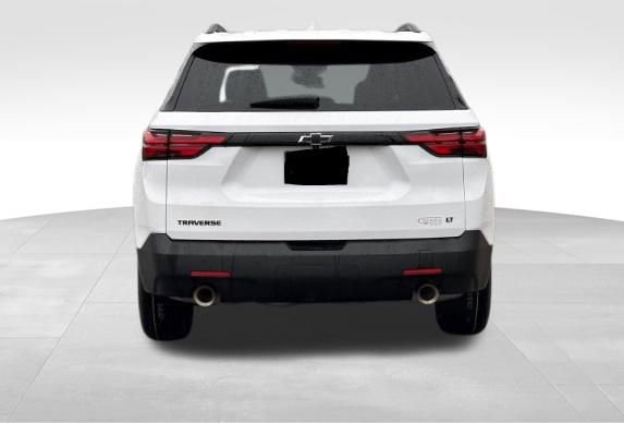 Used 2023 Chevrolet Traverse LT image 4