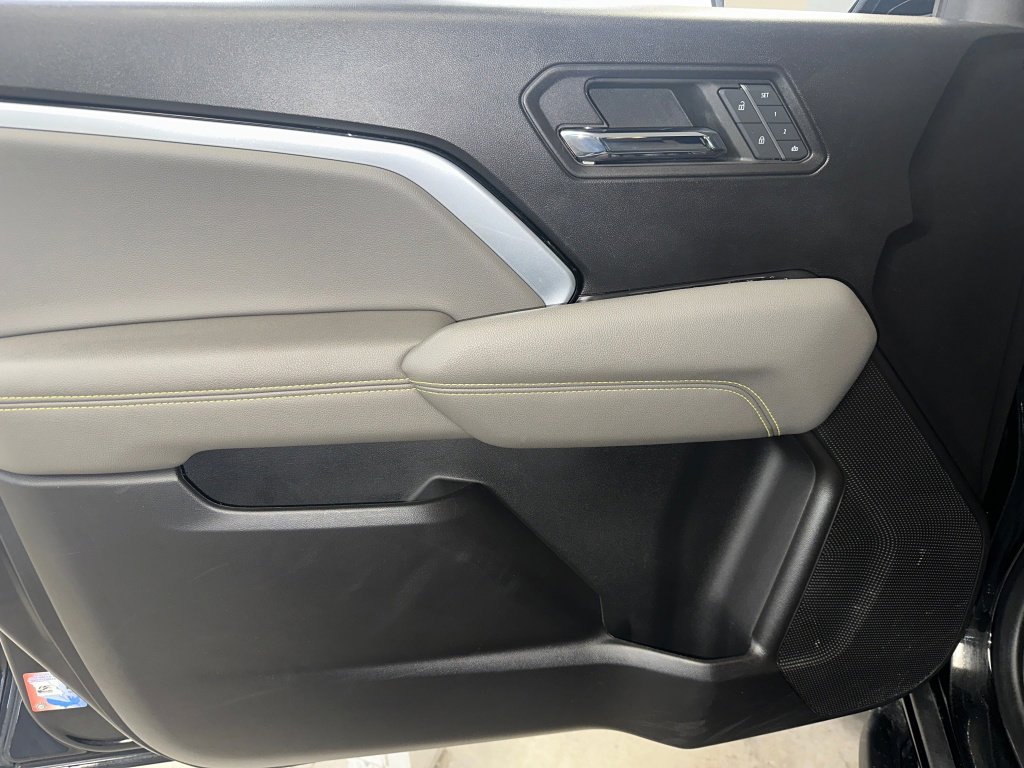 Certified 2024 Chevrolet Colorado ZR2 w/ ZR2 Convenience Package III image 7