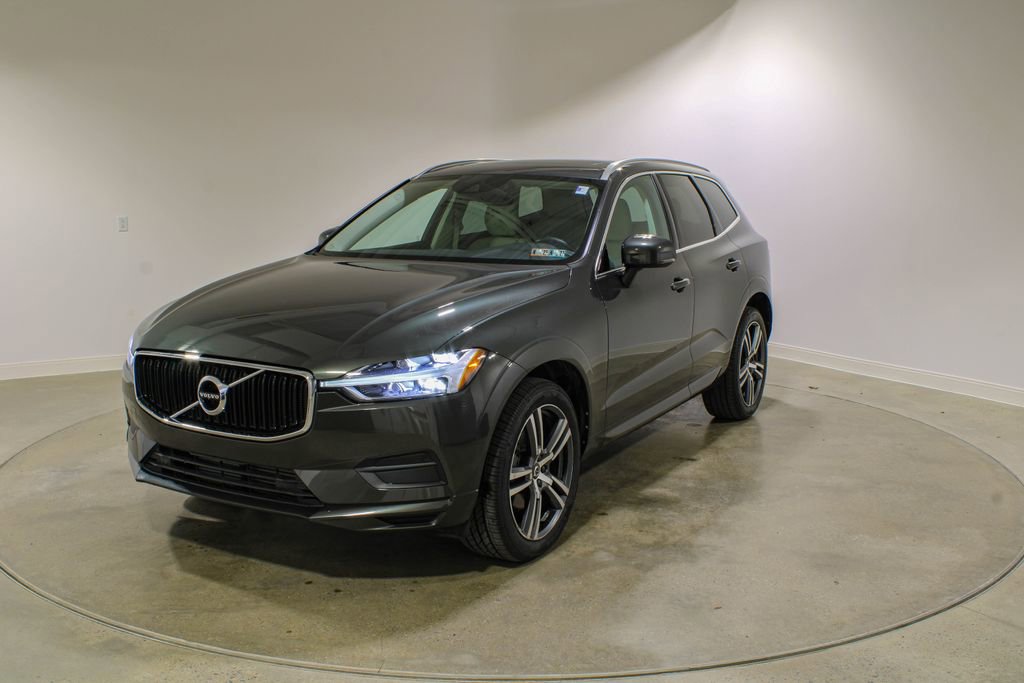 Used 2020 Volvo XC60 T5 Momentum w/ Protection Package image 1