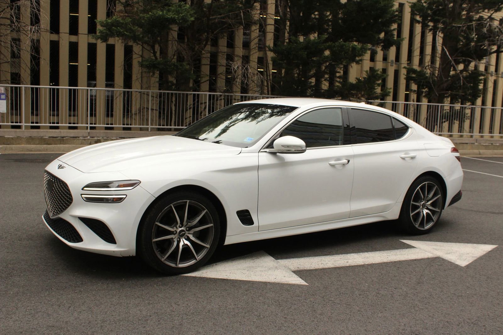 Used 2023 Genesis G70 2.0T AWD/4WD image 13
