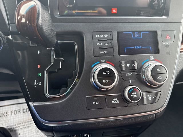 Used 2016 Toyota Sienna Limited Premium image 28