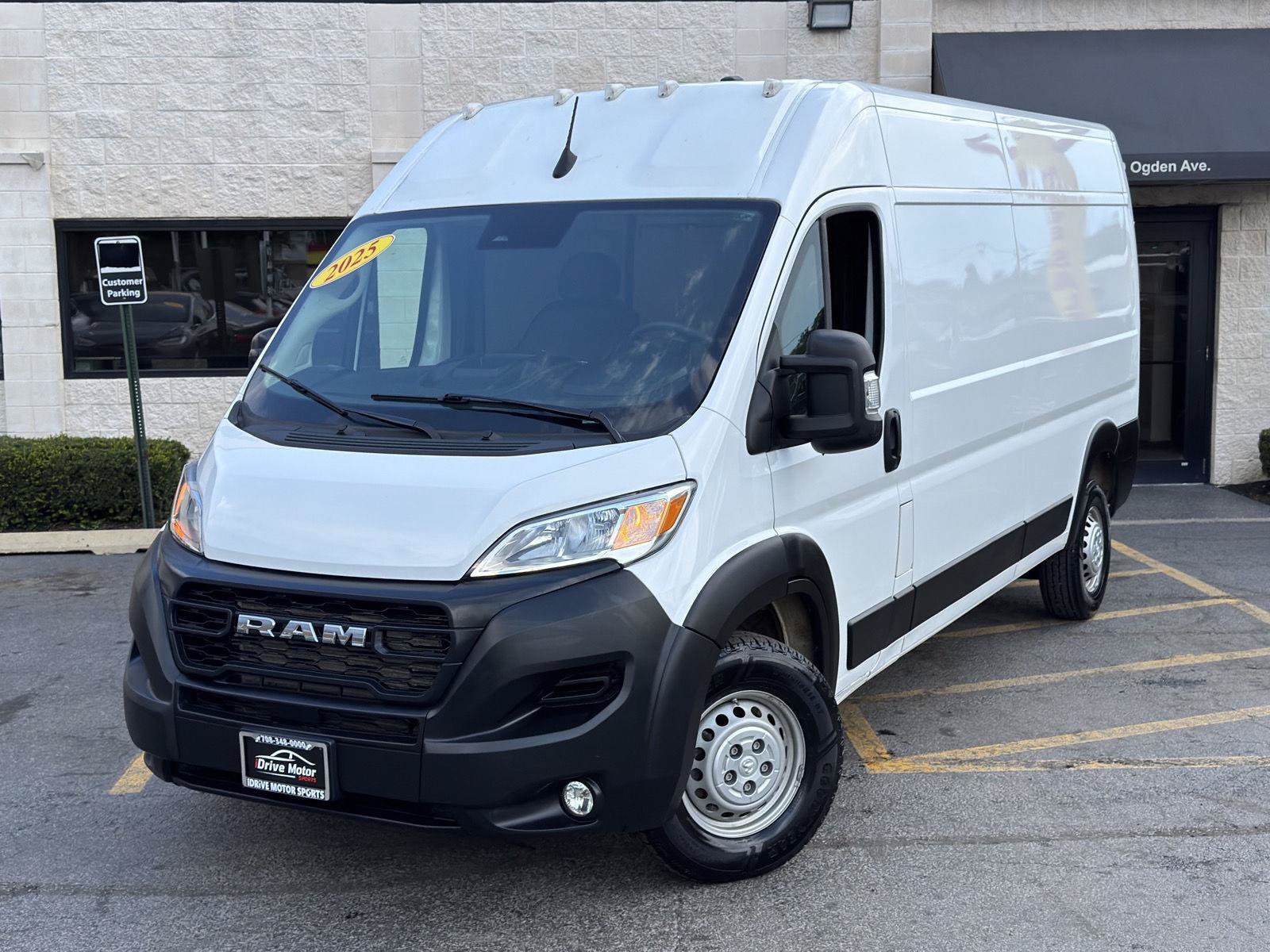 Used 2025 RAM ProMaster 2500 w/ Convenience Group FWD image 4
