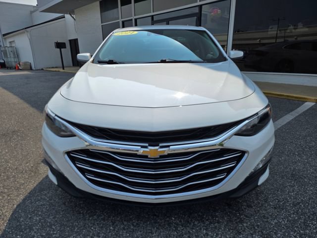 Used 2024 Chevrolet Malibu LT FWD image 4