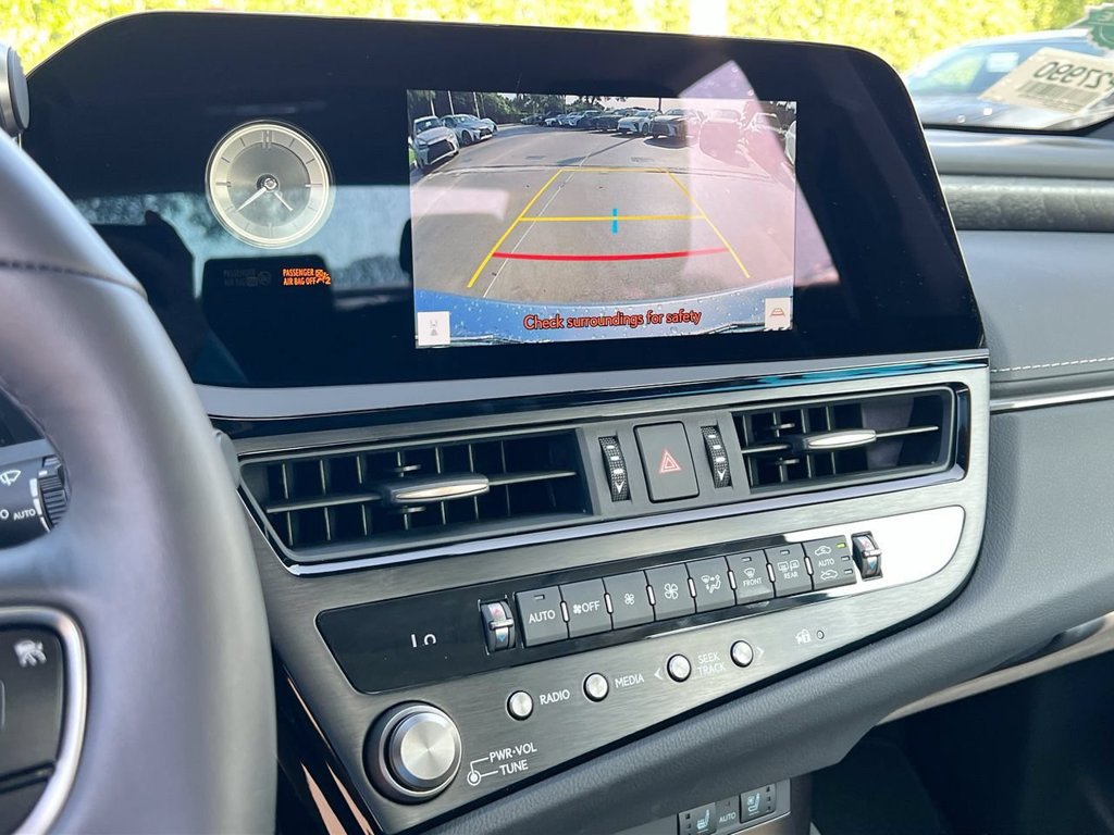 Certified 2025 Lexus ES 350 w/ Premium Package FWD image 16