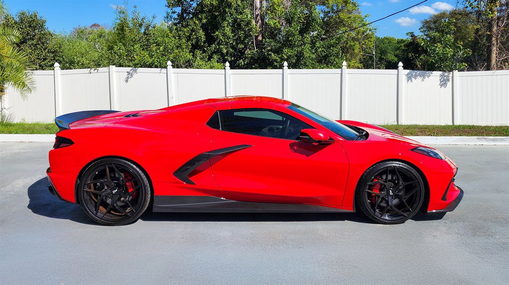 Used 2020 Chevrolet Corvette Stingray Premium Conv w/ 3LT Preferred Equipment Group image 17