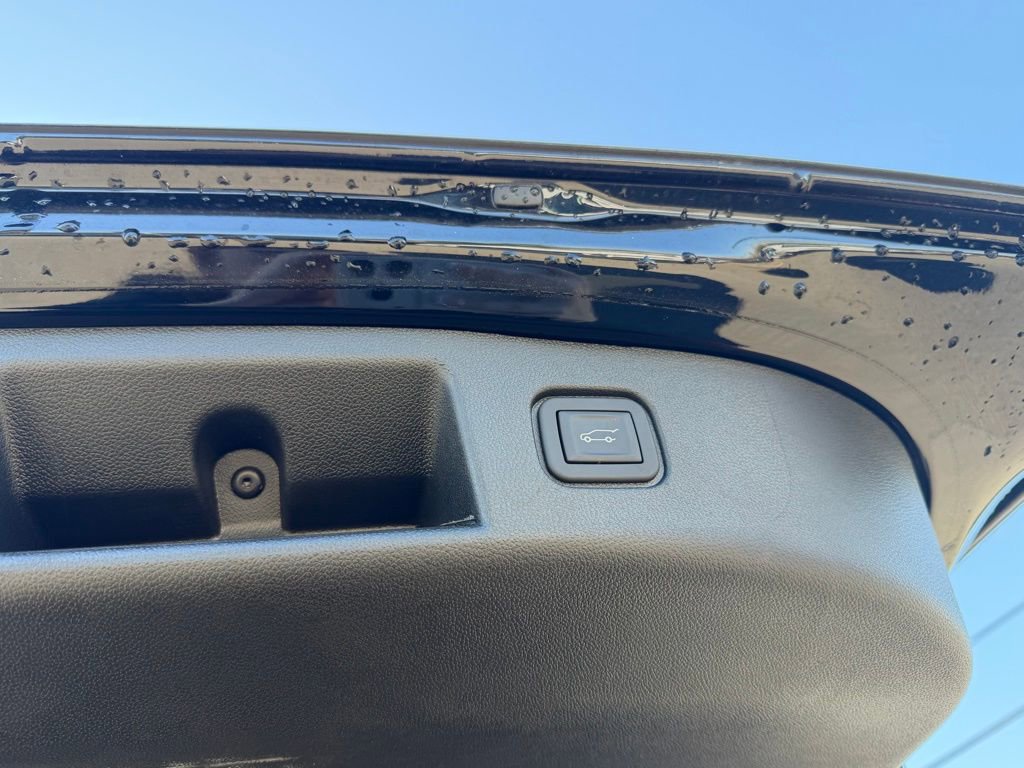 Used 2025 Chevrolet Blazer EV LT image 6