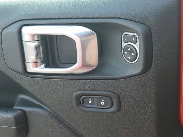 Used 2022 Jeep Wrangler Unlimited Rubicon 4xe AWD/4WD image 22