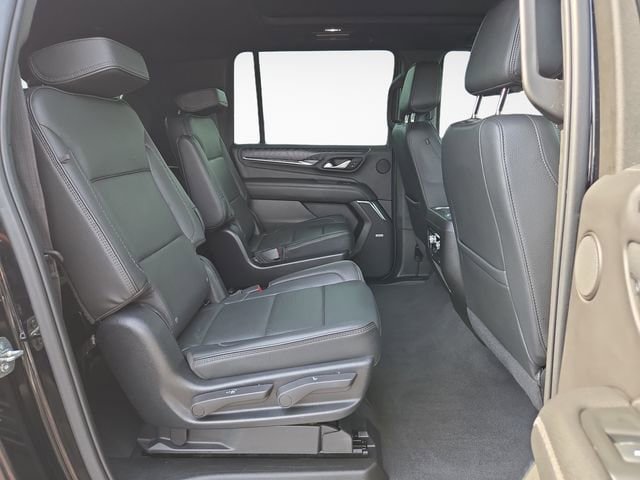 Used 2022 GMC Yukon XL Denali w/ Max Trailering Package AWD/4WD image 34