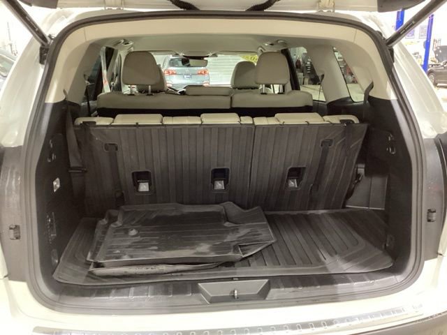 Used 2023 Subaru Ascent Limited image 11