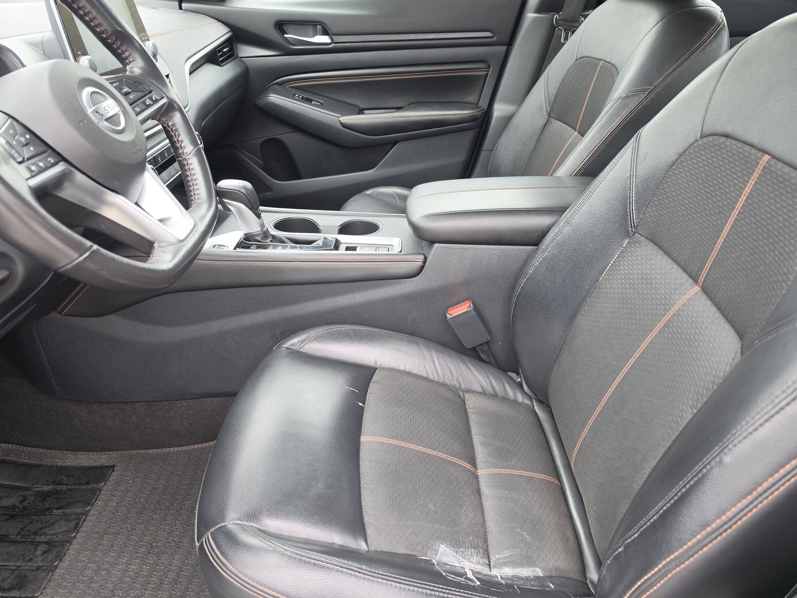 Used 2022 Nissan Altima 2.5 SR w/ Midnight Edition Package AWD/4WD image 13