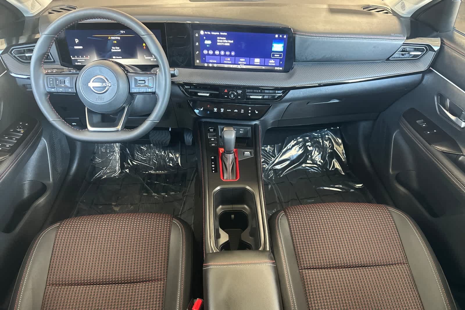 New 2026 Nissan Kicks SR AWD/4WD image 3