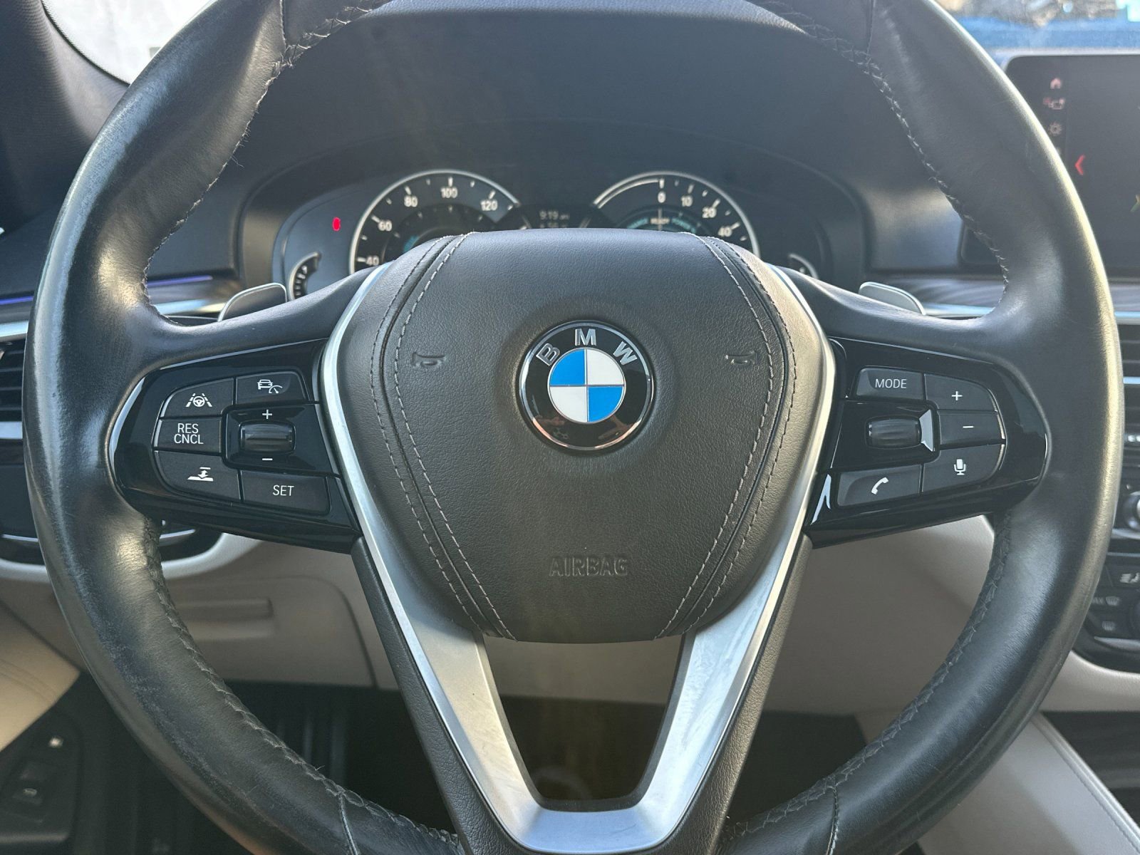 Used 2019 BMW 530e image 23