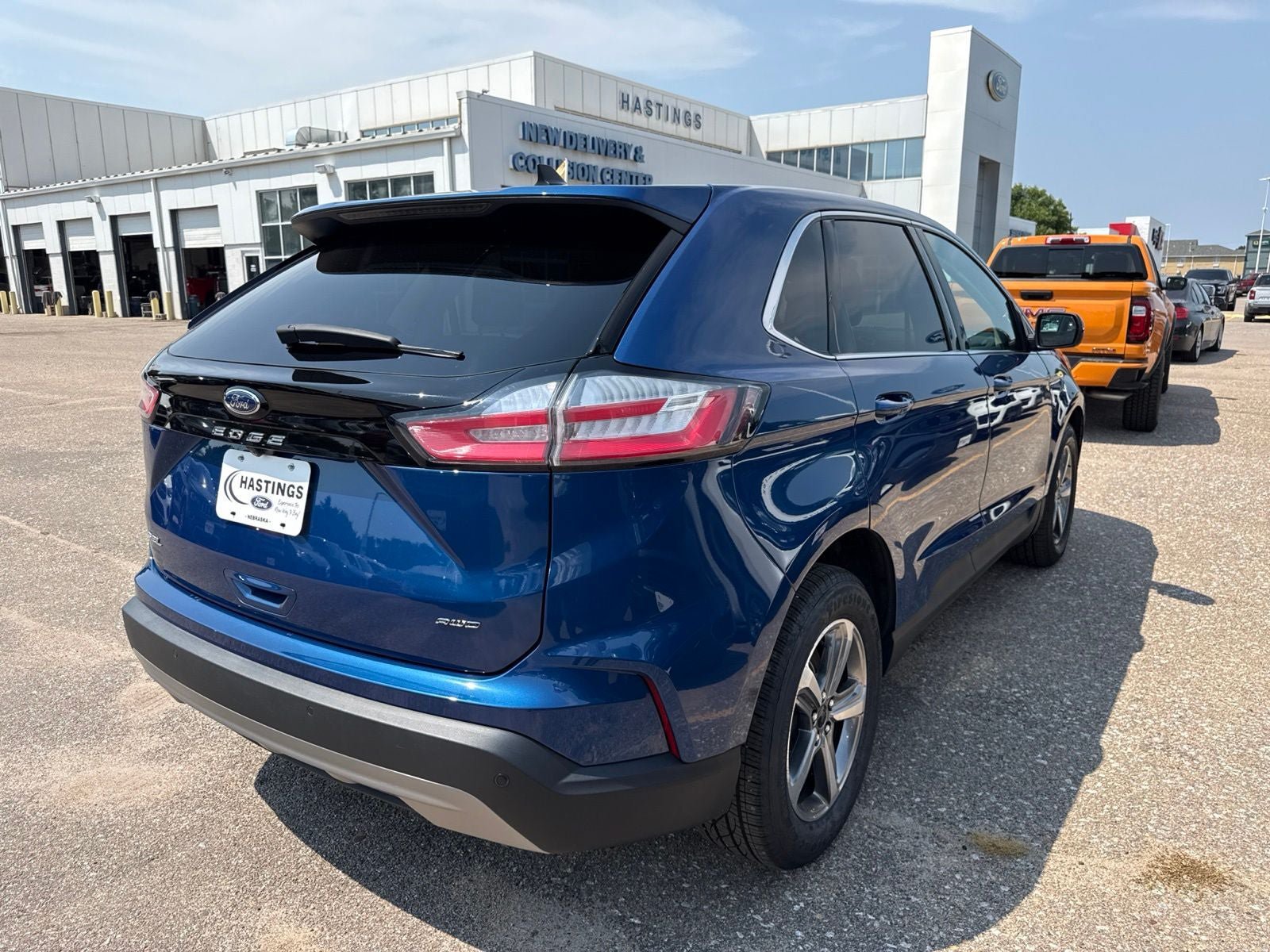 Certified 2023 Ford Edge SEL w/ Convenience Package AWD/4WD image 14