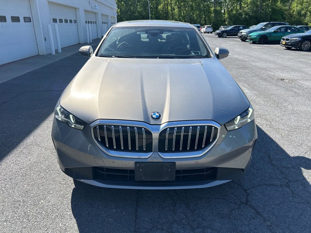 Certified 2024 BMW 530i xDrive w/ Premium Package AWD/4WD image 8