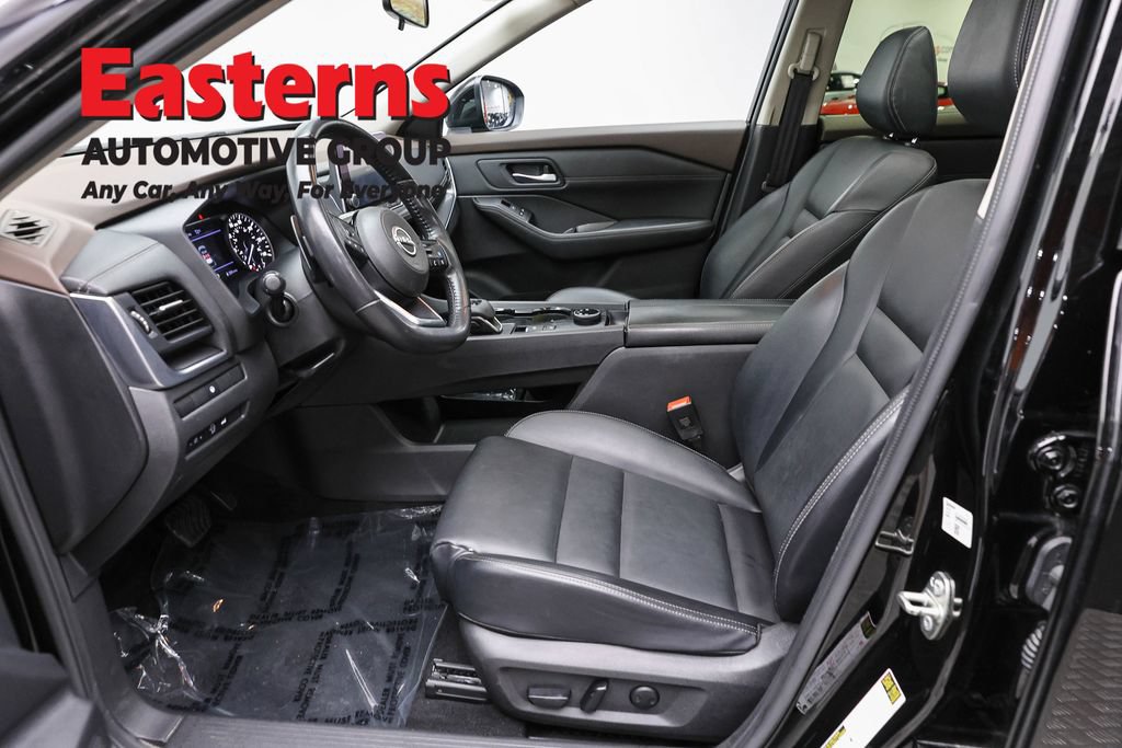 Used 2023 Nissan Rogue SV w/ SV Premium B Package AWD/4WD image 14
