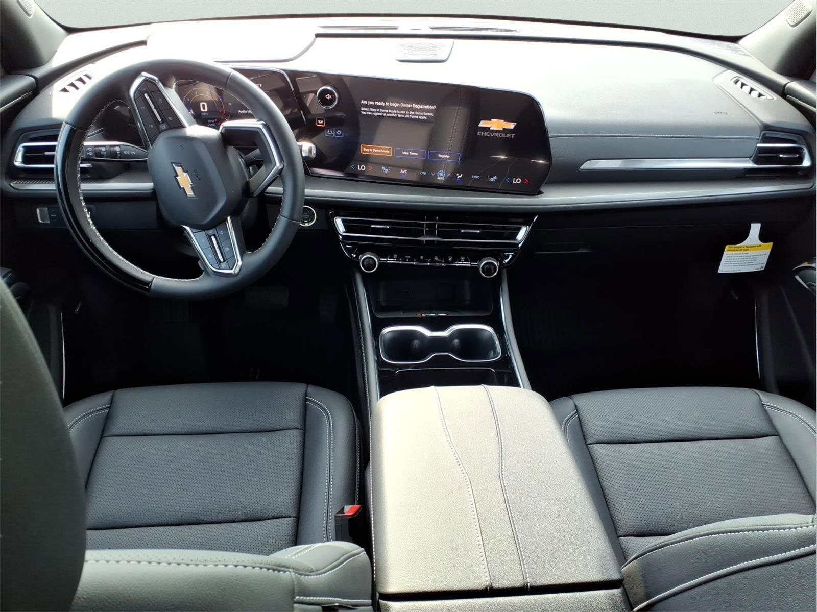 New 2026 Chevrolet Traverse LT w/ Enhanced Driving Package FWD image 12