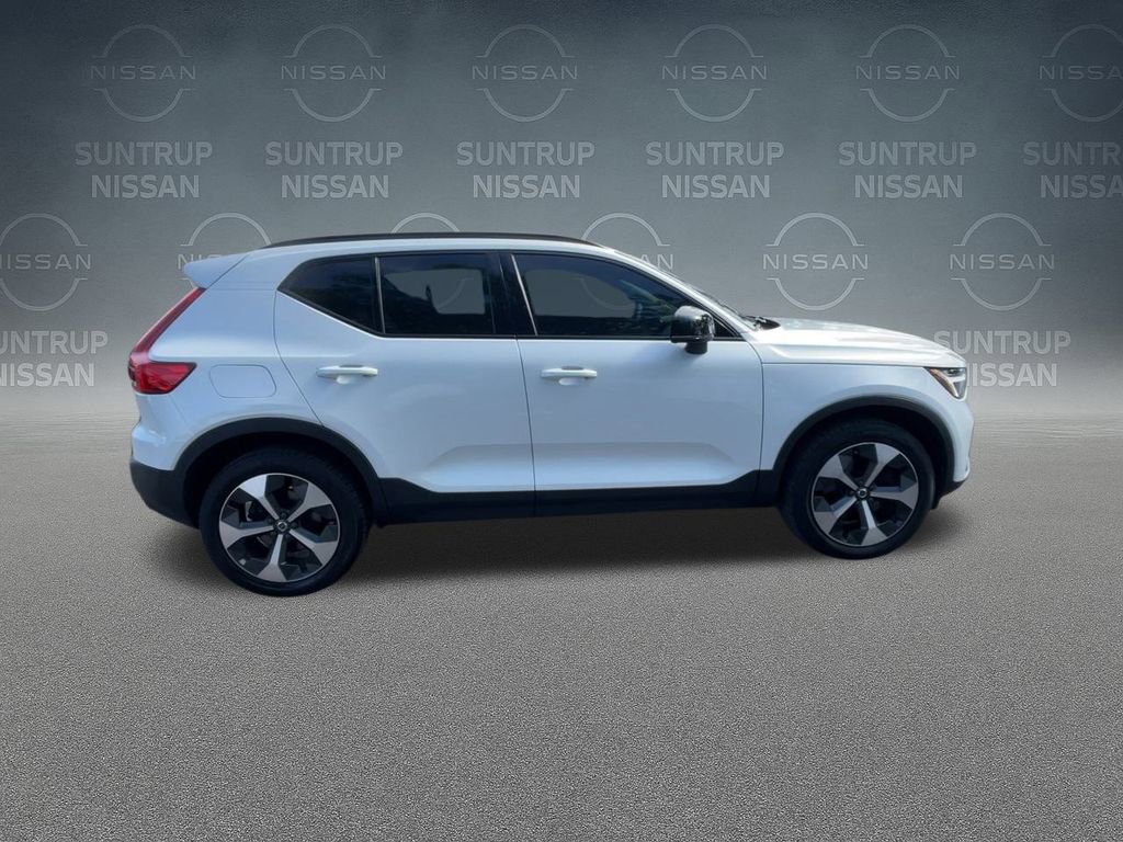Used 2023 Volvo XC40 B5 Plus w/ Protection Package Premier image 50