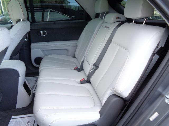Used 2023 Hyundai Ioniq 5 Limited w/ Cargo Package AWD/4WD image 16
