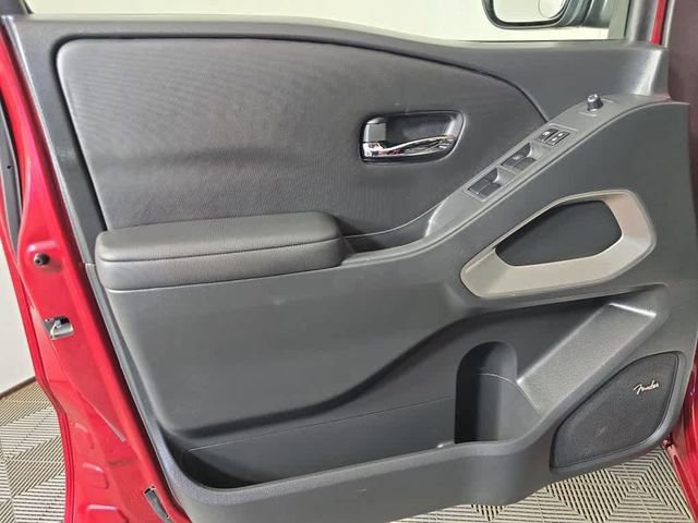 Used 2024 Nissan Frontier SL w/ Technology Package image 17
