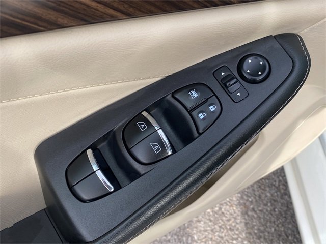 Used 2016 Nissan Maxima Platinum image 20