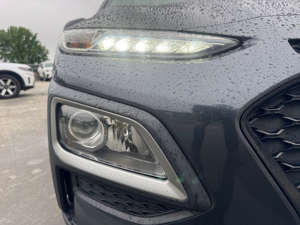 Used 2018 Hyundai Kona SE image 28