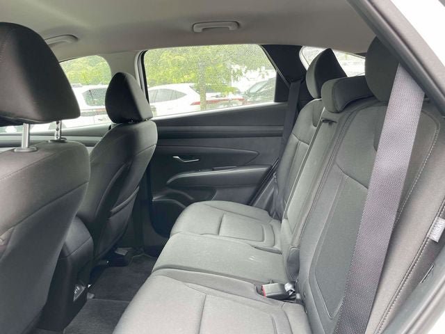 Used 2025 Hyundai Tucson SE AWD/4WD image 14